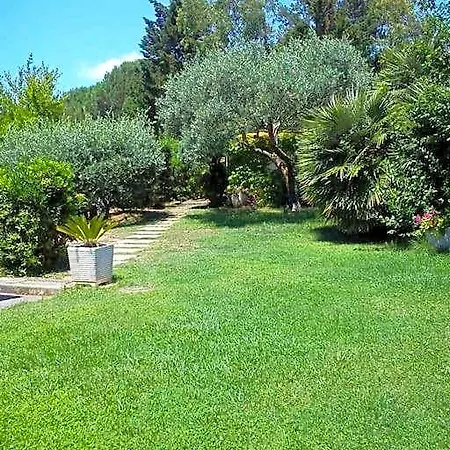 A Pochi Passi Dalle Spiagge Di