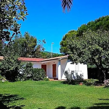 A Pochi Passi Dalle Spiagge Di * Lacona